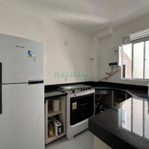 Apartamento com 47m², 2 dormitórios, 1 vaga, no bairro Desvio Rizzo em Caxias do Sul para Alugar