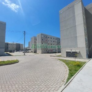 Apartamento com 47m², 2 dormitórios, 1 vaga, no bairro Desvio Rizzo em Caxias do Sul para Alugar