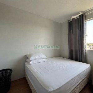 Apartamento com 47m², 2 dormitórios, 1 vaga, no bairro Desvio Rizzo em Caxias do Sul para Alugar