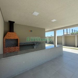 Apartamento com 47m², 2 dormitórios, 1 vaga, no bairro Desvio Rizzo em Caxias do Sul para Alugar