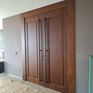 Casa com 456m², 3 dormitórios, 2 vagas, no bairro São Ciro em Caxias do Sul para Comprar