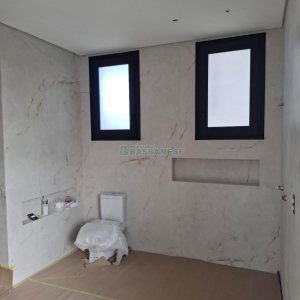Casa com 456m², 3 dormitórios, 2 vagas, no bairro São Ciro em Caxias do Sul para Comprar