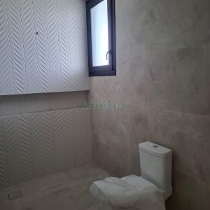 Casa com 456m², 3 dormitórios, 2 vagas, no bairro São Ciro em Caxias do Sul para Comprar