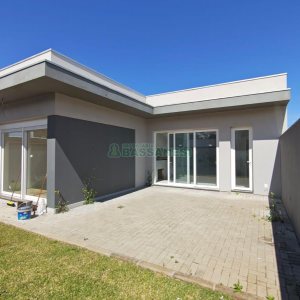 Casa com 180m², 3 dormitórios, 2 vagas, no bairro Bela Vista em Caxias do Sul para Comprar