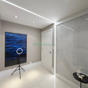 Sala com 48m², 1 vaga, no bairro Centro em Caxias do Sul para Comprar