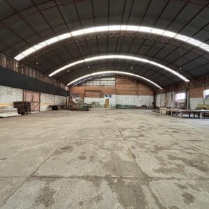Pavilhão com 1000m², no bairro Exposição em Caxias do Sul para Alugar