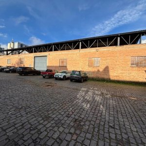 Pavilhão com 1000m², no bairro Exposição em Caxias do Sul para Alugar