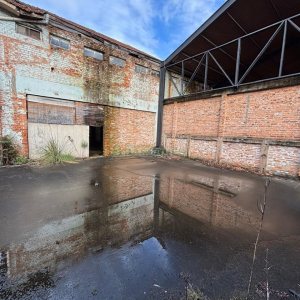 Pavilhão com 1000m², no bairro Exposição em Caxias do Sul para Alugar