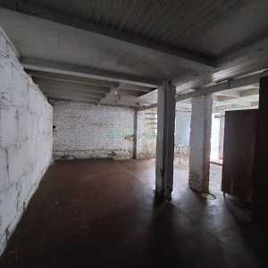 Casa com 120m², 2 dormitórios, 2 vagas, no bairro Exposição em Caxias do Sul para Alugar