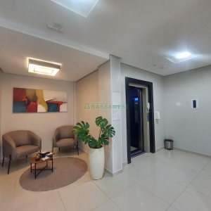 Apto Mobiliado com 48m², 2 dormitórios, 1 vaga, no bairro Vinhedos em Caxias do Sul para Alugar