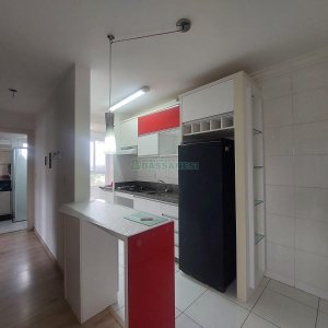 Apto Mobiliado com 48m², 2 dormitórios, 1 vaga, no bairro Vinhedos em Caxias do Sul para Alugar