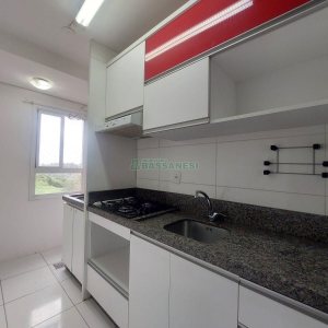 Apto Mobiliado com 48m², 2 dormitórios, 1 vaga, no bairro Vinhedos em Caxias do Sul para Alugar
