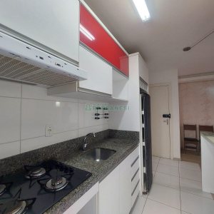 Apto Mobiliado com 48m², 2 dormitórios, 1 vaga, no bairro Vinhedos em Caxias do Sul para Alugar