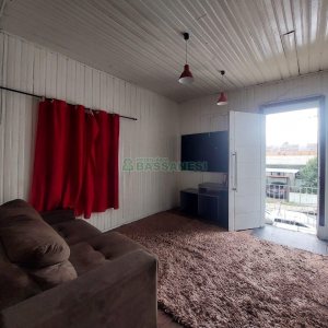 Casa Mobiliada com 90m², 2 dormitórios, no bairro Santa Catarina em Caxias do Sul para Alugar
