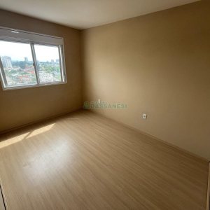 Apartamento com 65m², 2 dormitórios, 1 vaga, no bairro Jardelino Ramos em Caxias do Sul para Comprar