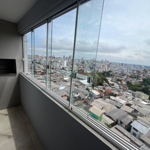Apartamento com 65m², 2 dormitórios, 1 vaga, no bairro Jardelino Ramos em Caxias do Sul para Comprar