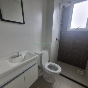 Apartamento com 55m², 2 dormitórios, 1 vaga, no bairro De Lazzer em Caxias do Sul para Alugar
