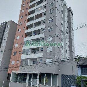 Apartamento com 60m², 2 dormitórios, 1 vaga, no bairro Vila Cristina em Caxias do Sul para Alugar