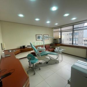 Sala com 105m², 1 vaga, no bairro Centro em Caxias do Sul para Comprar