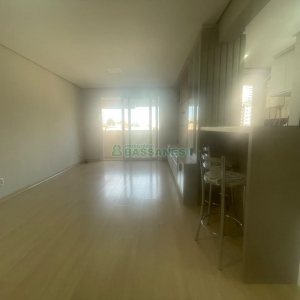 Apartamento com 56m², 1 dormitório, 1 vaga, no bairro Centro em Caxias do Sul para Comprar