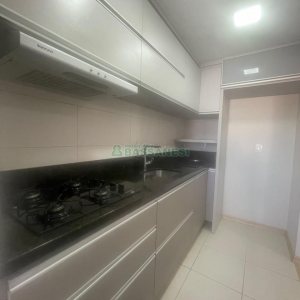 Apartamento com 56m², 1 dormitório, 1 vaga, no bairro Centro em Caxias do Sul para Comprar