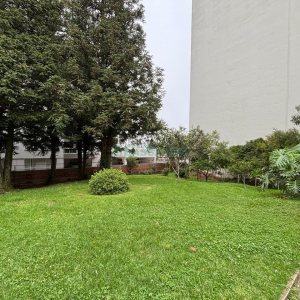 Casa com 390m², 4 dormitórios, 4 vagas, no bairro Lourdes em Caxias do Sul para Alugar