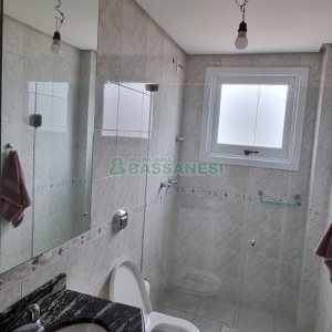 Apartamento com 96m², 3 dormitórios, 2 vagas, no bairro Madureira em Caxias do Sul para Comprar