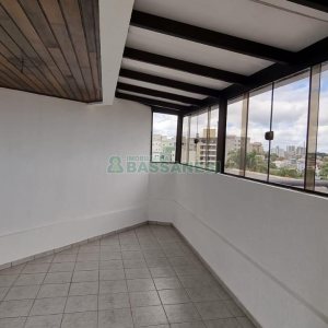 Apartamento com 96m², 3 dormitórios, 2 vagas, no bairro Madureira em Caxias do Sul para Comprar