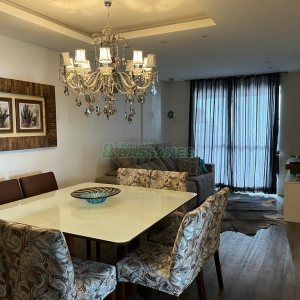 Apartamento com 94m², 3 dormitórios, 2 vagas, no bairro Rio Branco em Caxias do Sul para Comprar