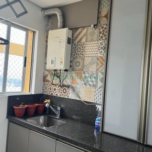 Apartamento com 94m², 3 dormitórios, 2 vagas, no bairro Rio Branco em Caxias do Sul para Comprar