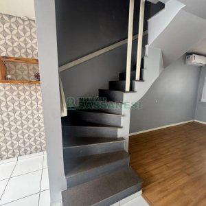 Sobrado com 61m², 2 dormitórios, no bairro Cidade Nova em Caxias do Sul para Alugar