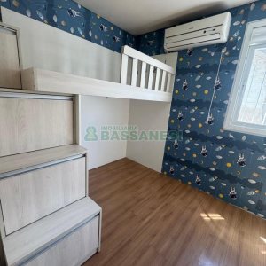 Sobrado com 61m², 2 dormitórios, no bairro Cidade Nova em Caxias do Sul para Alugar