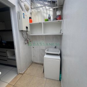 Sobrado com 61m², 2 dormitórios, no bairro Cidade Nova em Caxias do Sul para Alugar