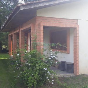 Chácara com 180m², 3 dormitórios, 1 vaga, no bairro Criúva em Caxias do Sul para Comprar