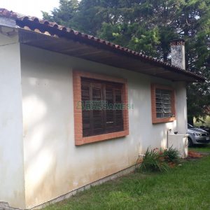 Chácara com 180m², 3 dormitórios, 1 vaga, no bairro Criúva em Caxias do Sul para Comprar