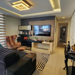 Apto Mobiliado com 111m², 3 dormitórios, 1 vaga, no bairro Cristo Redentor em Caxias do Sul para Alugar ou Comprar