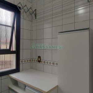 Apartamento com 65m², 2 dormitórios, 1 vaga, no bairro Pio X em Caxias do Sul para Alugar