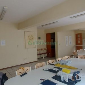 Apartamento com 65m², 2 dormitórios, 1 vaga, no bairro Pio X em Caxias do Sul para Alugar