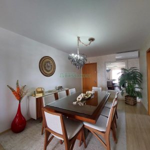 Apto Mobiliado com 101m², 3 dormitórios, 2 vagas, no bairro Universitário em Caxias do Sul para Alugar