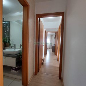 Apto Mobiliado com 101m², 3 dormitórios, 2 vagas, no bairro Universitário em Caxias do Sul para Alugar