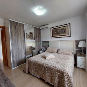 Apto Mobiliado com 101m², 3 dormitórios, 2 vagas, no bairro Universitário em Caxias do Sul para Alugar