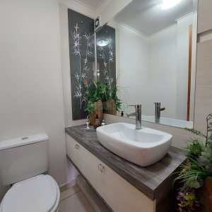 Apto Mobiliado com 101m², 3 dormitórios, 2 vagas, no bairro Universitário em Caxias do Sul para Alugar