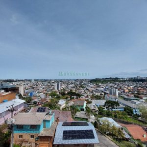 Apto Mobiliado com 101m², 3 dormitórios, 2 vagas, no bairro Universitário em Caxias do Sul para Alugar