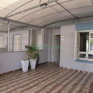 Sobrado com 100m², 3 dormitórios, 1 vaga, no bairro Desvio Rizzo em Caxias do Sul para Alugar