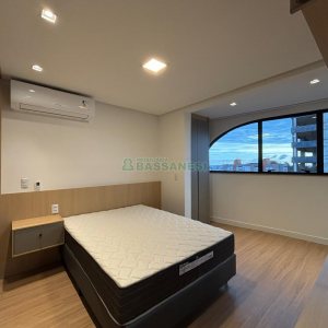 Apto Mobiliado com 42m², 1 dormitório, 1 vaga, no bairro São Pelegrino em Caxias do Sul para Alugar
