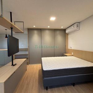 Apto Mobiliado com 42m², 1 dormitório, 1 vaga, no bairro São Pelegrino em Caxias do Sul para Alugar