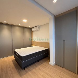 Apto Mobiliado com 42m², 1 dormitório, 1 vaga, no bairro São Pelegrino em Caxias do Sul para Alugar