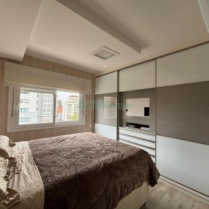 Apartamento com 97m², 3 dormitórios, 2 vagas, no bairro Centro em Caxias do Sul para Alugar