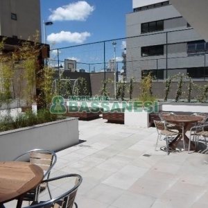 Apartamento com 97m², 3 dormitórios, 2 vagas, no bairro Centro em Caxias do Sul para Alugar