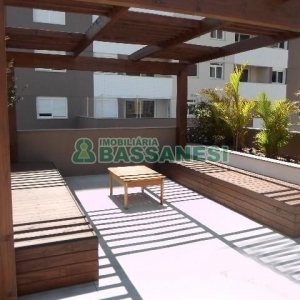 Apartamento com 97m², 3 dormitórios, 2 vagas, no bairro Centro em Caxias do Sul para Alugar